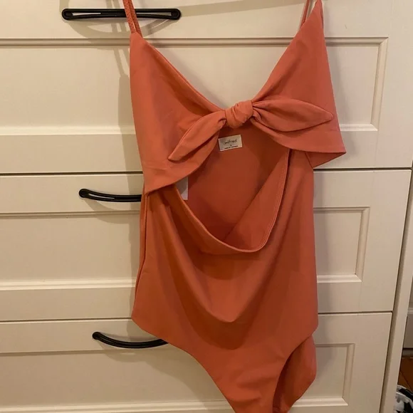 Aritzia Wilfred Noe Bodysuit - Picture 3 of 4